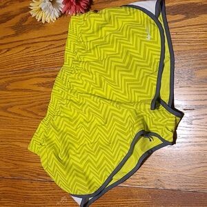 Nike Athletic Patterned Shorts - Ladies Large